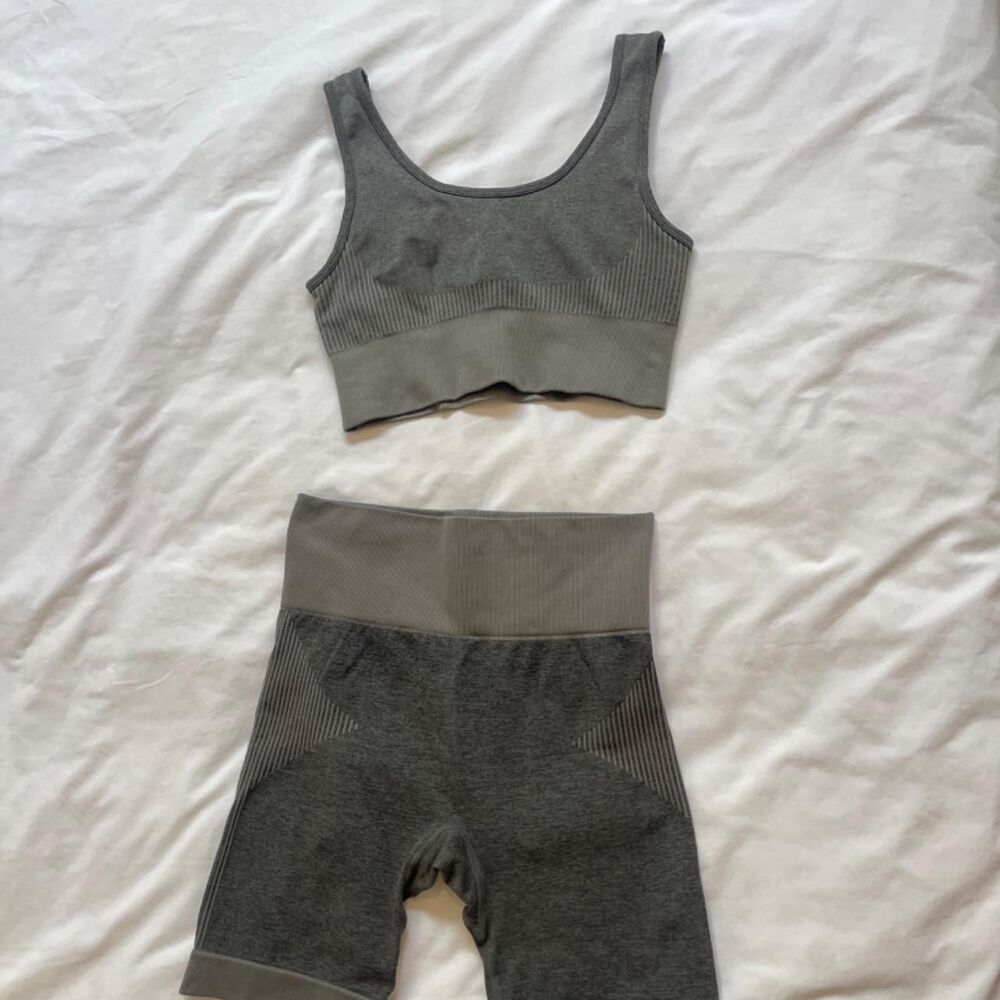 No-brand Women's Green Shorts